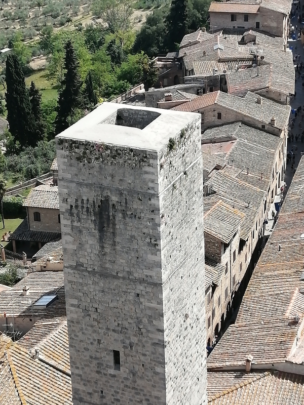 Kilátás a Torre Grossa tetejéről